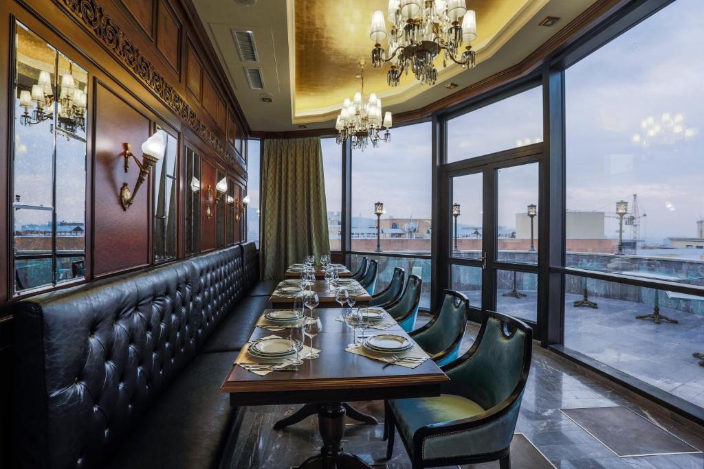 هتل گلدن پالاس ایروان